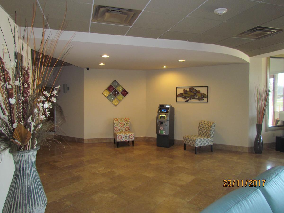 Suite Dreams Hotel Mattoon Exterior photo