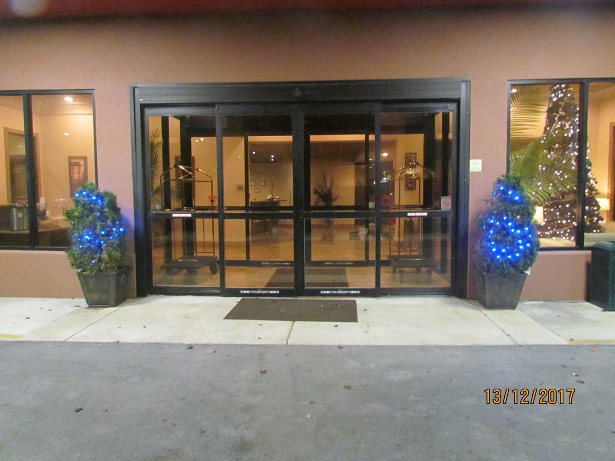 Suite Dreams Hotel Mattoon Exterior photo